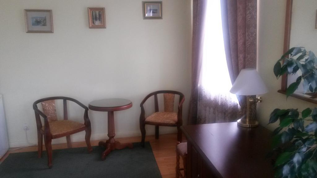 Marlen Hotel Rivne Dış mekan fotoğraf