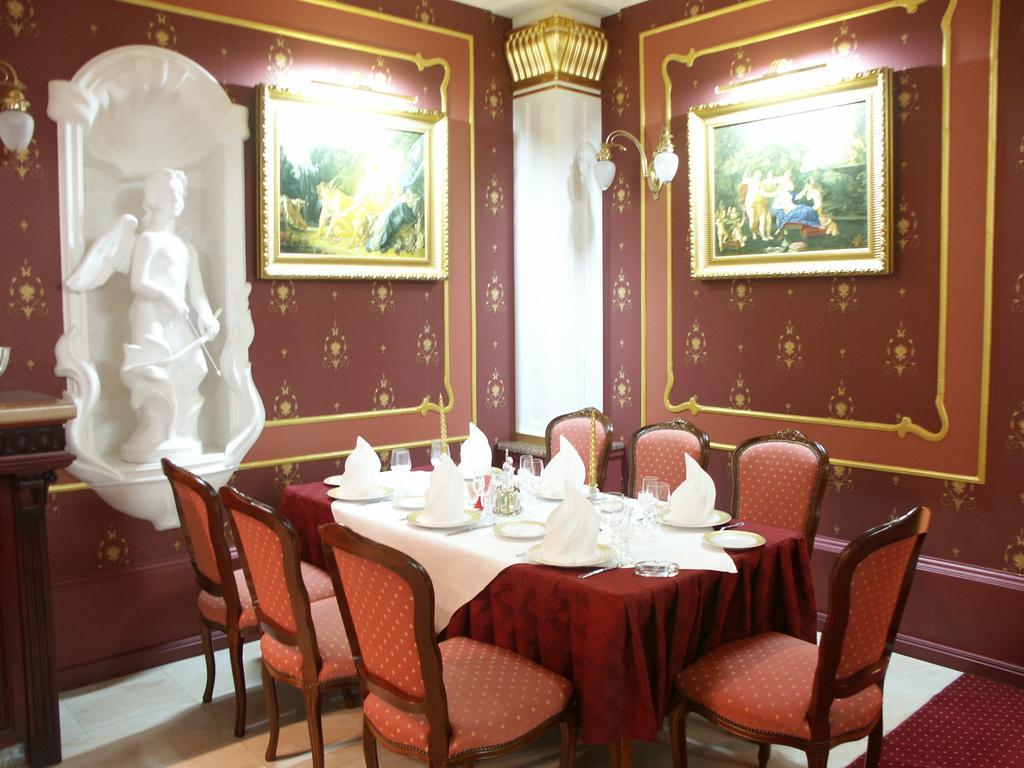 Marlen Hotel Rivne Dış mekan fotoğraf